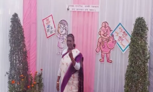 राष्ट्रपति द्रौपदी मुर्मू ने Delhi Assembly elections में अपना वोट डाला