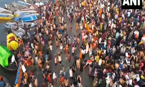 MahaKumbh: आज 3.7 मिलियन से अधिक श्रद्धालुओं ने पवित्र त्रिवेणी संगम में डुबकी लगाई