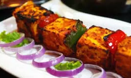 Recipe: होटल जैसा पनीर अंगारा घर पर बनाना हुआ आसान