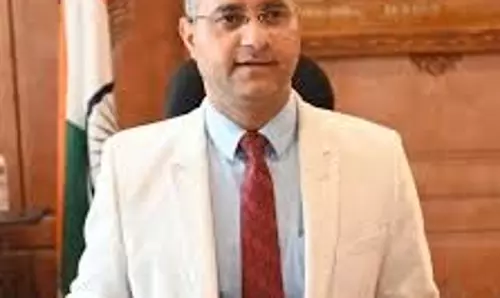 डीसी शोपियां ने मधुमक्खी पालन पर दो दिवसीय सेमिनार का उद्घाटन किया