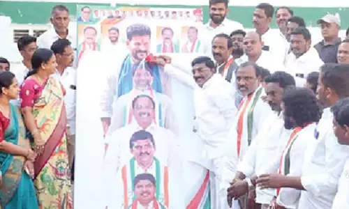 Telangana: ओबीसी नेताओं ने जाति जनगणना का जश्न मनाया Telangana: ओबीसी नेताओं ने जाति जनगणना का जश्न मनाया