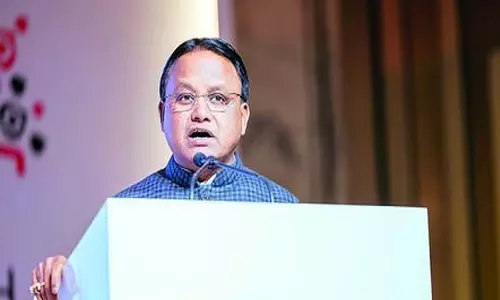 सीएम माझी ने अग्निशमन सेवा कर्मियों के लिए HRA की घोषणा की सीएम माझी ने अग्निशमन सेवा कर्मियों के लिए HRA की घोषणा की