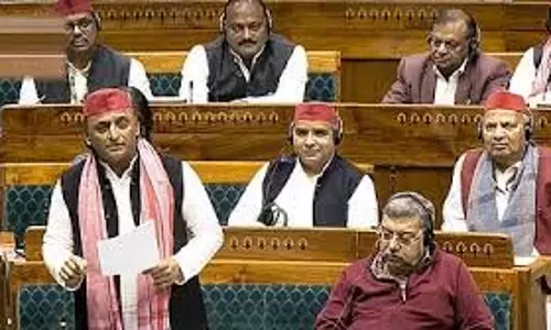 अखिलेश ने यूपी सरकार पर महाकुंभ भगदड़ का सच छिपाने का आरोप लगाया