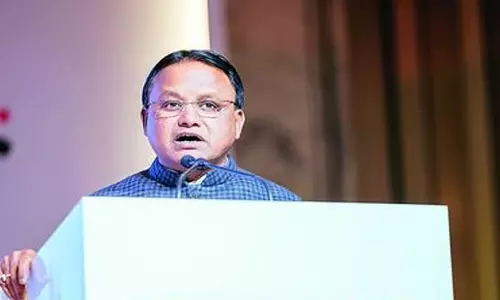 Telangana: मुख्यमंत्री माझी ने अग्निशमन सेवा कर्मियों के लिए एचआरए की घोषणा की Telangana: मुख्यमंत्री माझी ने अग्निशमन सेवा कर्मियों के लिए एचआरए की घोषणा की