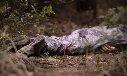 Kolkata के सिविल कोर्ट में गोली लगने से घायल पुलिस गार्ड का शव मिला
