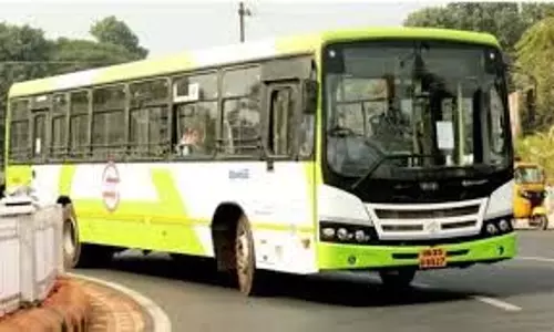 भुवनेश्वर में ‘मो बस’ ने साइकिल को टक्कर मारी, नाबालिग की मौत भुवनेश्वर में ‘मो बस’ ने साइकिल को टक्कर मारी, नाबालिग की मौत