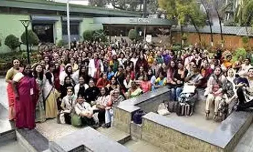 मीडिया एवं महिलाओं पर NWMI की राष्ट्रीय बैठक गुवाहाटी में आयोजित हुई मीडिया एवं महिलाओं पर NWMI की राष्ट्रीय बैठक गुवाहाटी में आयोजित हुई