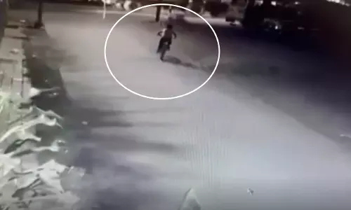 हाई प्रोफाइल किडनैपिंग का LIVE वीडियो, नामी बिल्डर के बेटे को बनाया निशाना
