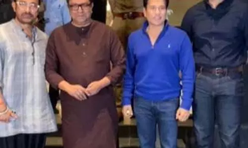 आमिर खान ने अपने बेटे जुनैद की फिल्म को प्रमोट करने के लिए प्रदर्शन किया