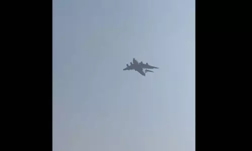 BIG BREAKING: अमेरिका से भारत डिपोर्ट किए गए 104 लोगों को लेकर अमेरिकी विमान पहुंचा, VIDEO BIG BREAKING: अमेरिका से भारत डिपोर्ट किए गए 104 लोगों को लेकर अमेरिकी विमान पहुंचा, VIDEO
