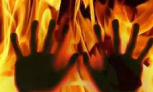 पारिवारिक विवाद ने लिया खतरनाक रंग, सास की आग में जलकर मौत, दामाद की भी गई जान