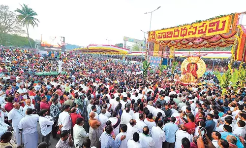 Andhra : तिरुमाला में रथ सप्तमी का उत्सव भव्य तरीके से मनाया गया Andhra : तिरुमाला में रथ सप्तमी का उत्सव भव्य तरीके से मनाया गया