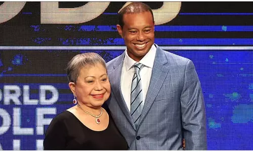 Tiger Woods ने भावनात्मक सोशल मीडिया पोस्ट में अपनी माँ कुल्टीडा के निधन की घोषणा की
