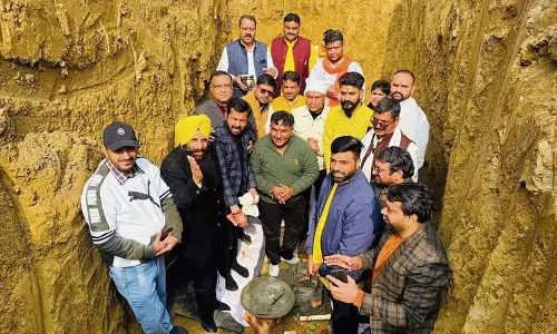 MLA ने मंडी अहमदगढ़ में मंदिर का शिलान्यास किया