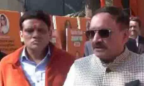 लोग भ्रष्ट सरकार के खिलाफ वोट कर रहे हैं: Delhi BJP प्रमुख वीरेंद्र सचदेवा लोग भ्रष्ट सरकार के खिलाफ वोट कर रहे हैं: Delhi BJP प्रमुख वीरेंद्र सचदेवा
