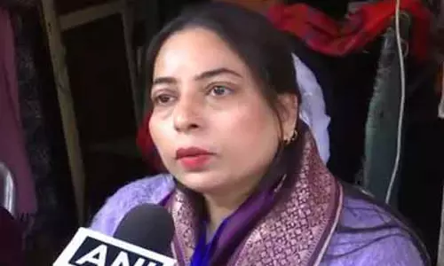 फर्जी मतदान के आरोप के बाद Seelampur मतदान केंद्र पर अस्थायी रोक के बाद मतदान फिर से शुरू हुआ