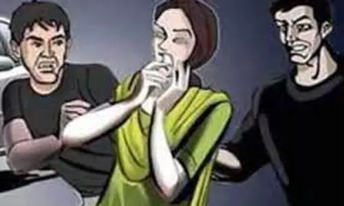 Lakhimpur Kheri: गन्ने के खेत में दो महिलाओं से छेड़छाड़, दो युवकों पर FIR