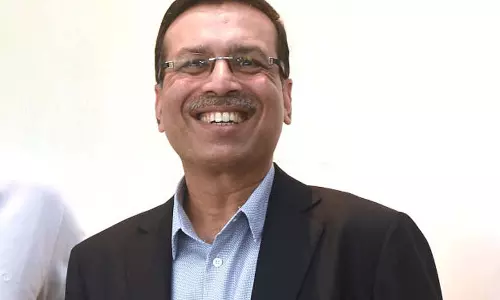 संजीव गोयनका ने अगले कुछ वर्षों में Bengal में 10,000 करोड़ रुपये के निवेश की घोषणा की संजीव गोयनका ने अगले कुछ वर्षों में Bengal में 10,000 करोड़ रुपये के निवेश की घोषणा की