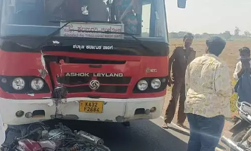 परिवहन बस से टकराई बाइक : तीन बच्चों समेत परिवार के पांच सदस्यों की मौत
