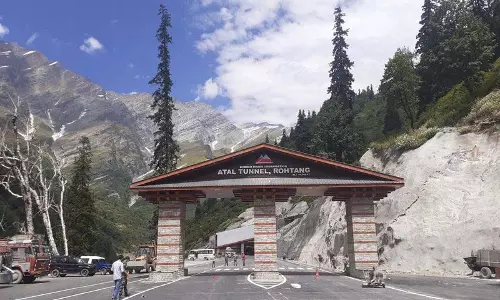 Atal Tunnel के दक्षिण पोर्टल पर पर्यटक सुविधाओं को मंजूरी मिली Atal Tunnel के दक्षिण पोर्टल पर पर्यटक सुविधाओं को मंजूरी मिली
