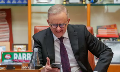 Australian PM ने सार्वजनिक अस्पतालों के लिए धन बढ़ाने का वादा किया