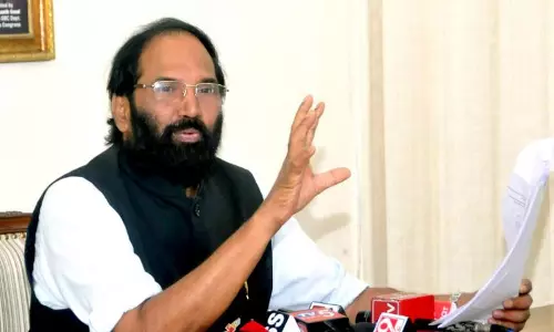 पिछड़े वर्गों के जीवन स्तर को ऊपर उठाने में मदद करना : Uttam Kumar Reddy पिछड़े वर्गों के जीवन स्तर को ऊपर उठाने में मदद करना : Uttam Kumar Reddy