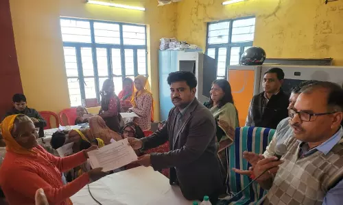 Dholpur: हर किसान की बनेगी डिजिटल आईडी जिला कलेक्टर ने फार्मर रजिस्ट्री शिविर