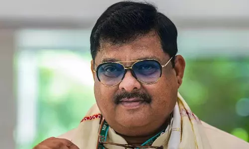 Assam : पूर्व मंत्री रकीबुल हुसैन के नेतृत्व में कथित पर्यटन विभाग घोटाले की जांच शुरू Assam : पूर्व मंत्री रकीबुल हुसैन के नेतृत्व में कथित पर्यटन विभाग घोटाले की जांच शुरू