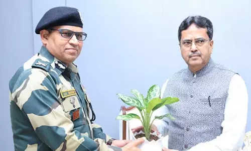 Tripura के मुख्यमंत्री ने बीएसएफ आईजी से मुलाकात Tripura के मुख्यमंत्री ने बीएसएफ आईजी से मुलाकात