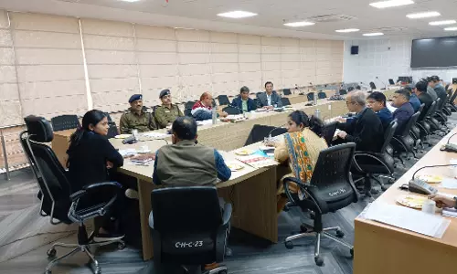 Alwar: जिला कलेक्टर की अध्यक्षता में जिला पर्यावरण समिति की बैठक Alwar: जिला कलेक्टर की अध्यक्षता में जिला पर्यावरण समिति की बैठक