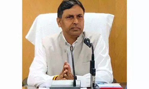MLA कठुआ ने शिक्षा हेल्परों को नियुक्ति आदेश सौंपे MLA कठुआ ने शिक्षा हेल्परों को नियुक्ति आदेश सौंपे