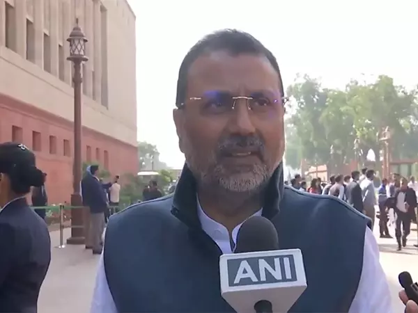वोट बैंक के लिए राहुल गांधी देश को बांटने को तैयार: BJP सांसद निशिकांत दुबे वोट बैंक के लिए राहुल गांधी देश को बांटने को तैयार: BJP सांसद निशिकांत दुबे