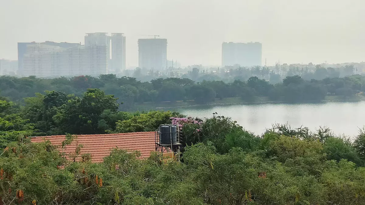 Bengaluru weather: शहर में बादल छाए रहेंगे और अधिकतम तापमान रहेगा