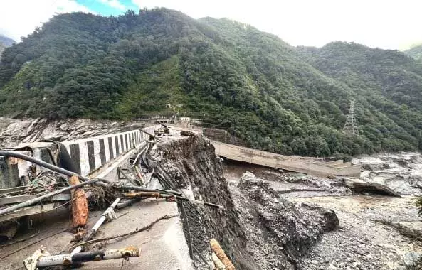 Sikkim : बहुलांश हिस्सेदारी का विनिवेश कर 3200 करोड़ रुपये का कर्ज