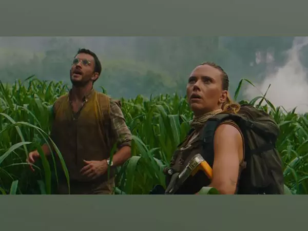 जुरासिक वर्ल्ड: रीबर्थ का ट्रेलर: Scarlett Johansson, जोनाथन बेली मानवता को विलुप्त होने से बचाने के मिशन पर जुरासिक वर्ल्ड: रीबर्थ का ट्रेलर: Scarlett Johansson, जोनाथन बेली मानवता को विलुप्त होने से बचाने के मिशन पर
