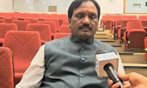 शिवसेना (यूबीटी) नेता अंबादास दानवे को दिल्ली में आप की जीत का भरोसा, पीएम मोदी की महाकुंभ यात्रा पर भी दी प्रतिक्रिया शिवसेना (यूबीटी) नेता अंबादास दानवे को दिल्ली में आप की जीत का भरोसा, पीएम मोदी की महाकुंभ यात्रा पर भी दी प्रतिक्रिया