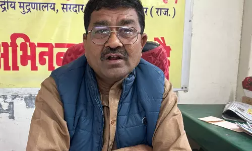 Jaipur: कर्मचारी संगठनों ने खारिज की खेमराज रिपोर्ट Jaipur: कर्मचारी संगठनों ने खारिज की खेमराज रिपोर्ट