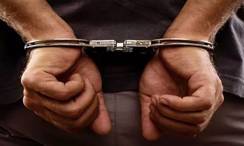 Odisha: मन्नापुरम डकैती का मुख्य आरोपी गुवाहाटी से गिरफ्तार Odisha: मन्नापुरम डकैती का मुख्य आरोपी गुवाहाटी से गिरफ्तार