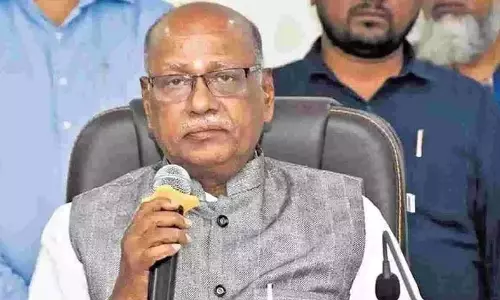 Telangana: नाम परिवर्तन पर क्षेत्र का दौरा करेगा बीसी पैनल Telangana: नाम परिवर्तन पर क्षेत्र का दौरा करेगा बीसी पैनल