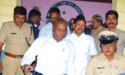 Contractor Suicide: प्रियांक के सहयोगी समेत चार अन्य को जमानत मिली Contractor Suicide: प्रियांक के सहयोगी समेत चार अन्य को जमानत मिली