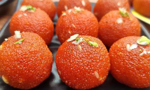 Motichoor Laddu की आसान रेसिपी Motichoor Laddu की आसान रेसिपी