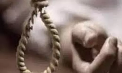 Haldwani: परिवार ने तय की शादी, बेटी ने की आत्महत्या Haldwani: परिवार ने तय की शादी, बेटी ने की आत्महत्या