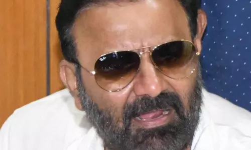 भाजपा में गडकरी की प्रधानमंत्री पद की उम्मीदवारी पर चर्चा: Santosh Lad भाजपा में गडकरी की प्रधानमंत्री पद की उम्मीदवारी पर चर्चा: Santosh Lad