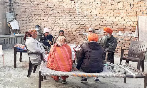बेटे का भविष्य दांव पर, Haryana का परिवार संकट में बेटे का भविष्य दांव पर, Haryana का परिवार संकट में
