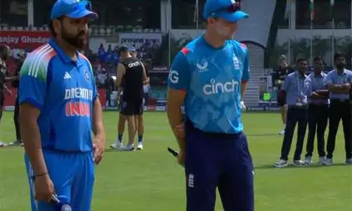 First ODI: इंग्लैंड ने टॉस जीता, बल्लेबाजी का फैसला, कोहली और पंत भारत की प्लेइंग इलेवन में नहीं