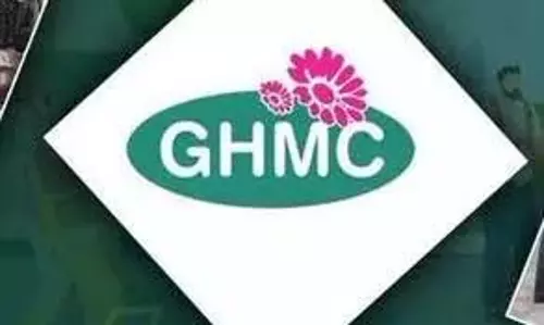 GHMC ने बिल्डर को दोषी ठहराया, पुलिस से मामला दर्ज करने को कहा GHMC ने बिल्डर को दोषी ठहराया, पुलिस से मामला दर्ज करने को कहा