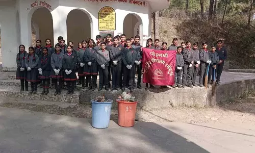 Kendriya Vidyalaya के विद्यार्थियों ने स्वच्छता अभियान में भाग लिया Kendriya Vidyalaya के विद्यार्थियों ने स्वच्छता अभियान में भाग लिया