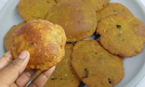 Lauki Kachori इस लजीज डिश का हर कोई करेगा तारीफ Lauki Kachori इस लजीज डिश का हर कोई करेगा तारीफ