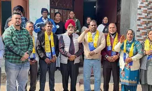 Phagwara में सरपंच के नेतृत्व में पूरी ग्राम पंचायत आम आदमी पार्टी में शामिल हुई Phagwara में सरपंच के नेतृत्व में पूरी ग्राम पंचायत आम आदमी पार्टी में शामिल हुई