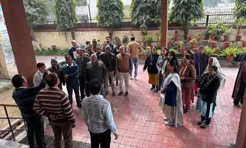 Haryana : एलआईसी कर्मचारियों ने एफडीआई को 100% तक बढ़ाने का विरोध किया